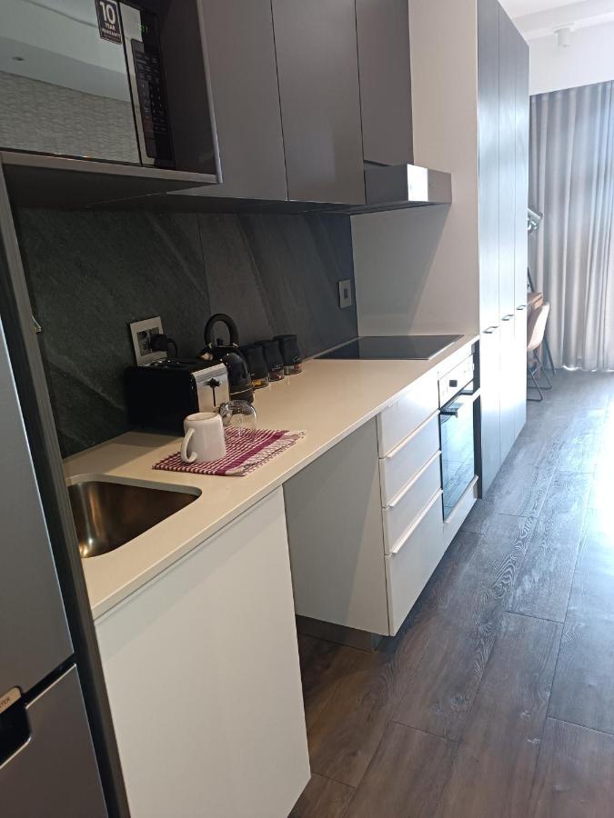 Menlyn Maine Trilogy Apartment 101 Претория Екстериор снимка